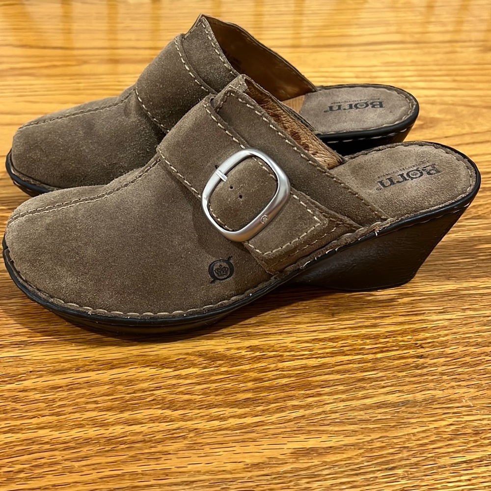Born suede leather clogs size 40.5